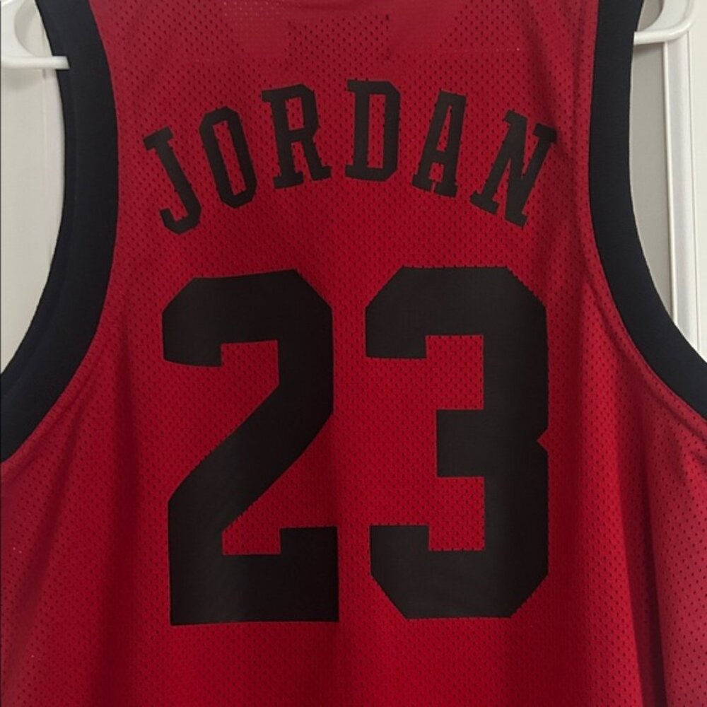 Nike/Jordan Brand Red Mesh Tank Top Jersey (AR0026-687), Size Large - Like new - Picture 5 of 6